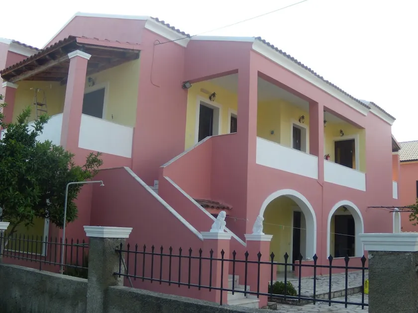 Antigoni's Apartments - Image 1
