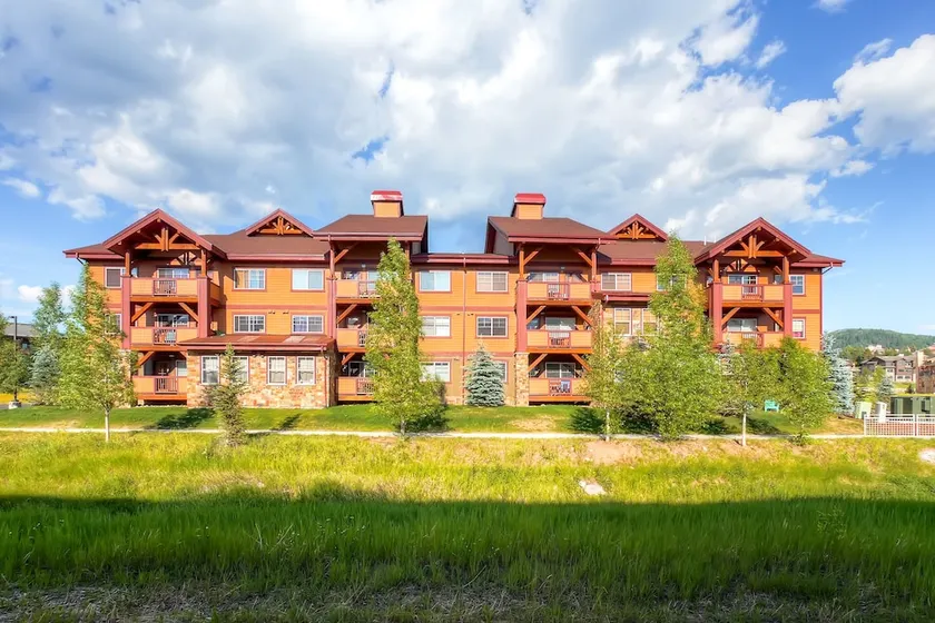 First Tracks by Wyndham Vacation Rentals - Image 1