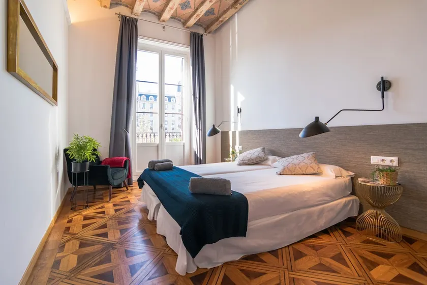 1840 Serviced Apartments - Image 1