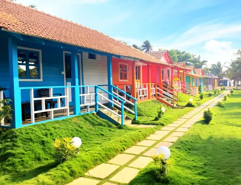 Morjim Queen Beach Resort - Image 1