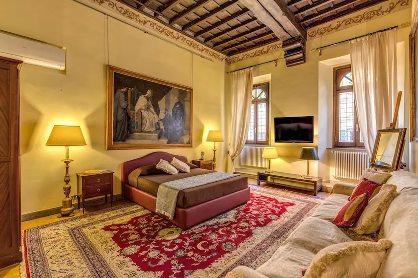 Suite in Rome Historic - Image 1