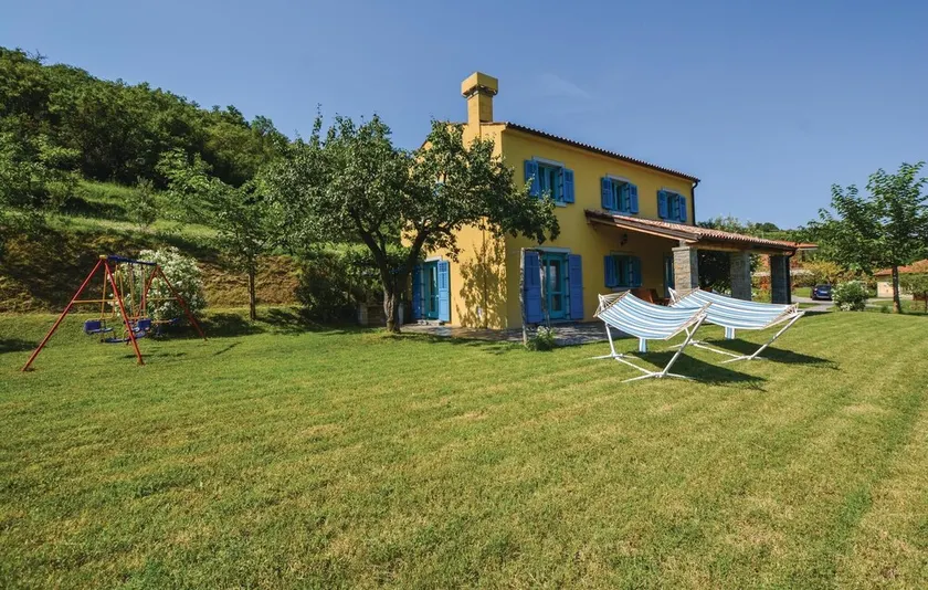 Gorgeous Home In Koper With Wifi - Image 1