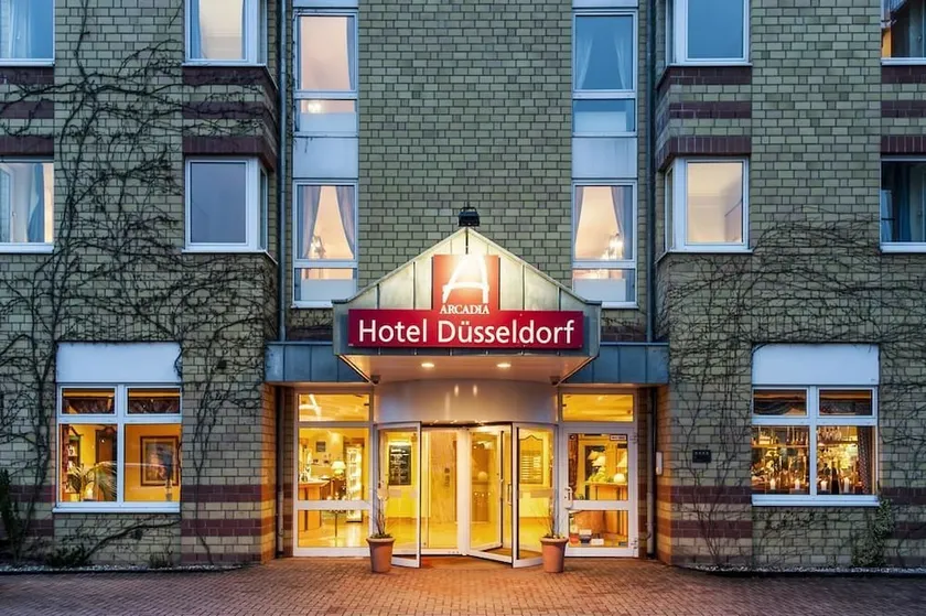 Arcadia Hotel Dusseldorf - Image 1