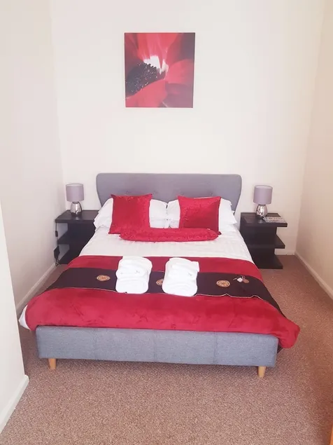 Sea Side Apartment - Image 1