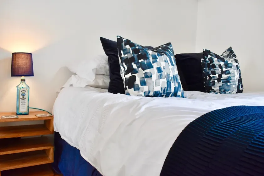 Three Bedroom Penthouse in Brighton - Image 1