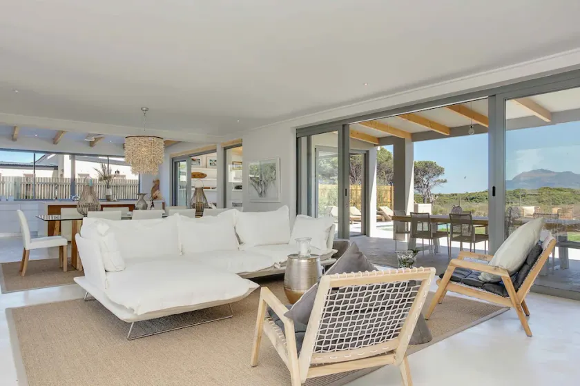 Klein Slangkop Beach House - Image 1