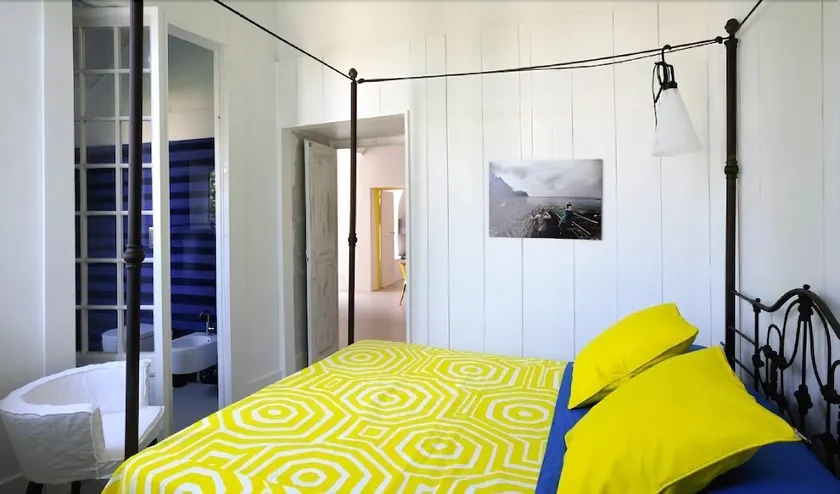 Capri Suite - Image 1