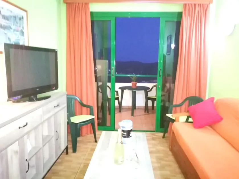 One bedroom appartement with sea view shared pool and furnished terrace at Mogan 1 km away from the - Image 1