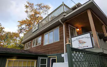 Green Highlander Lodge - Image 1