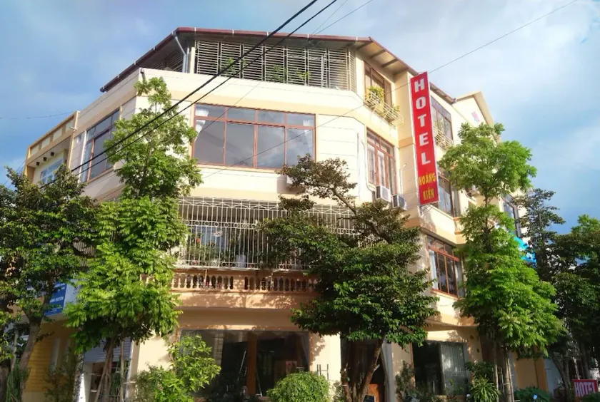 Hoang Kien Hotel - Image 1