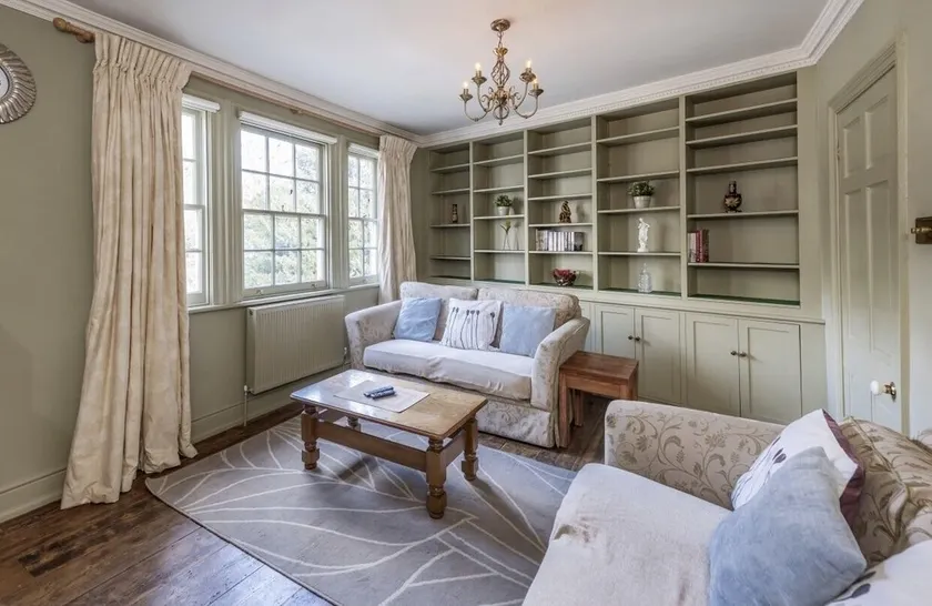 Ivory House - Stunning Central Townhouse - Image 1