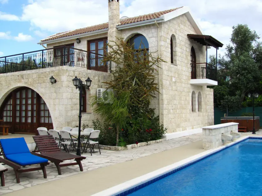 Webooking Theodora Villa - Image 1