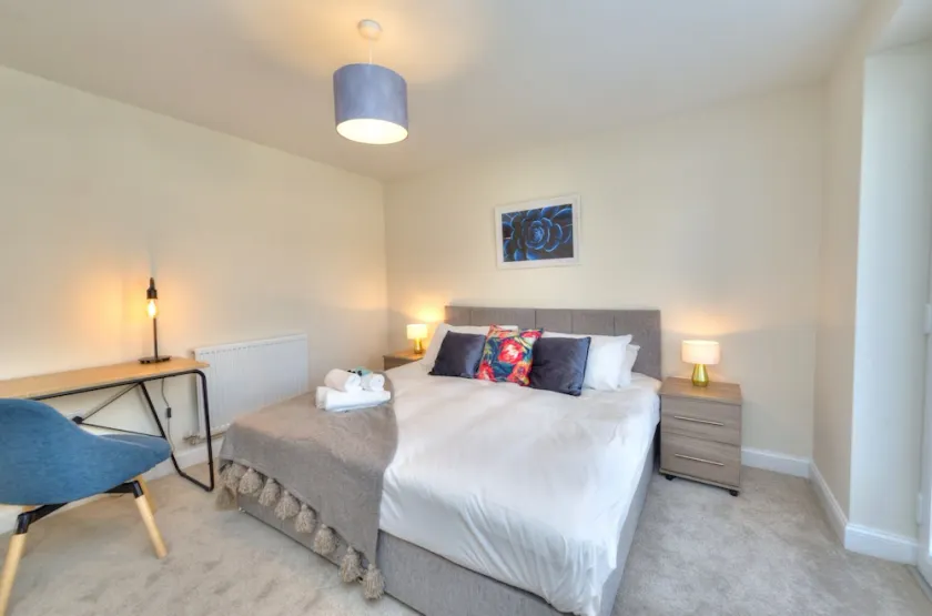 Executive Fairfields Apartment - Image 1