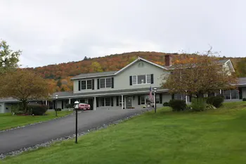 Braeside Lodging - Image 1
