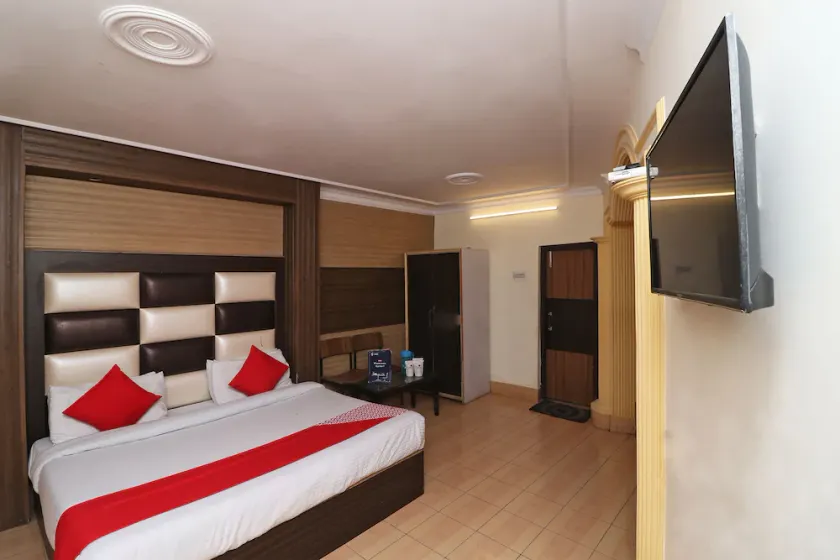 Hotel Moonlight - Image 1