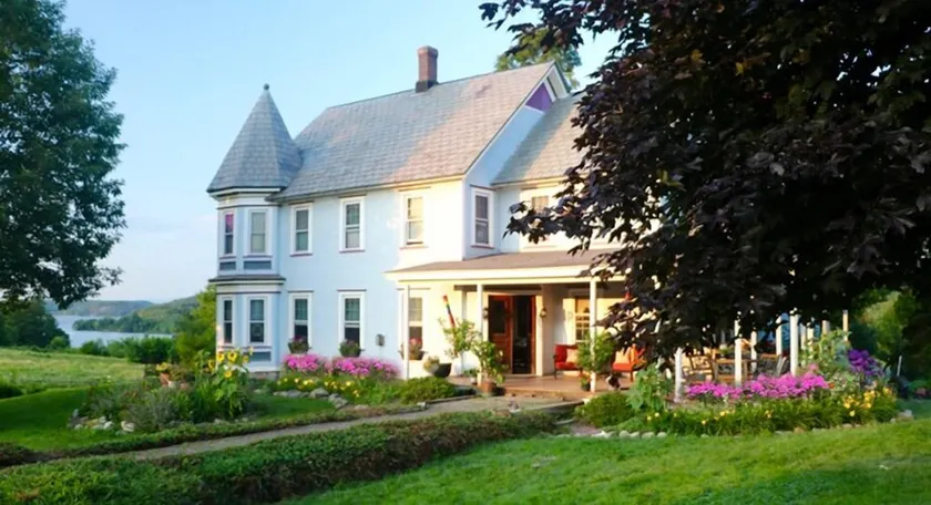 The Inn on Lake Champlain - Image 1
