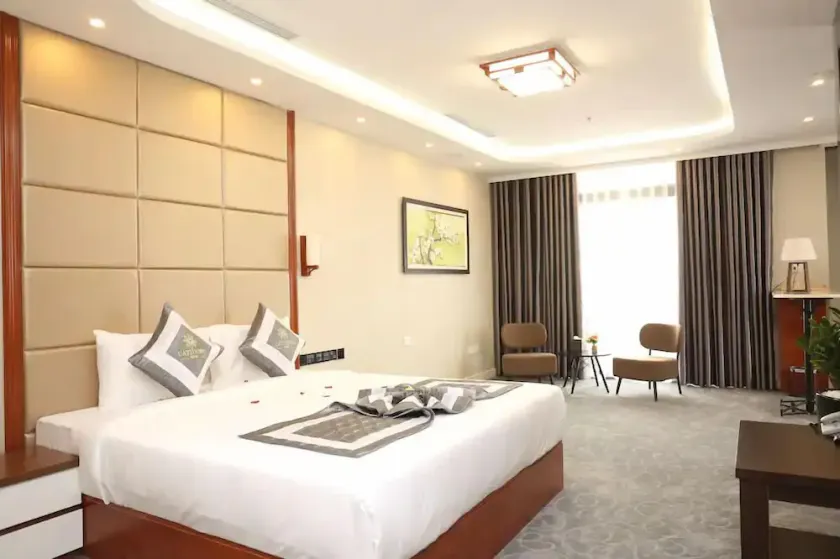 Cat Tuong Hotel - Image 1