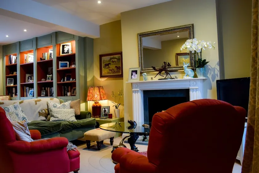Chelsea 3 Bedroom House With Patio - Image 1