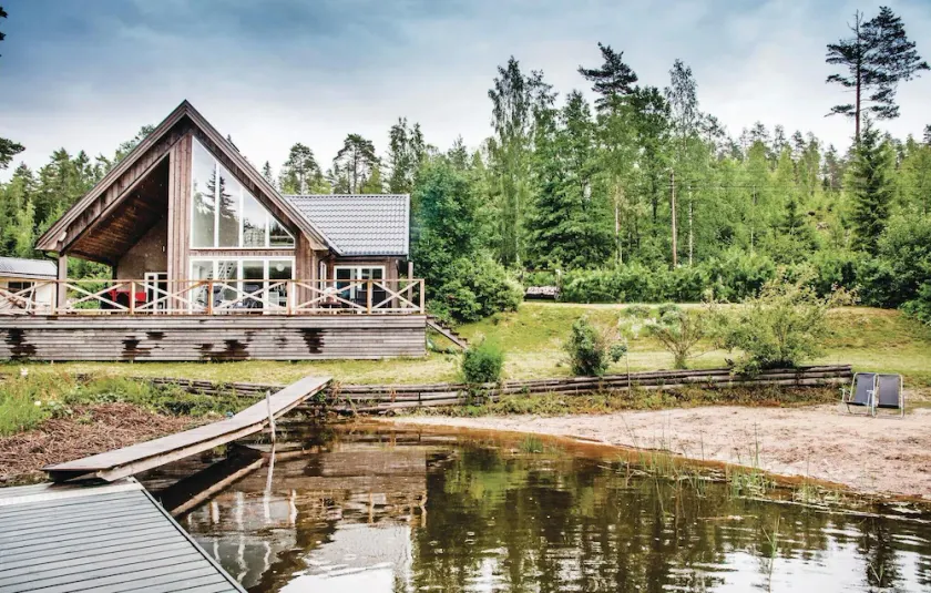 Beautiful Home in Lingarö With 1 Bedrooms, Sauna and Wifi - Image 1