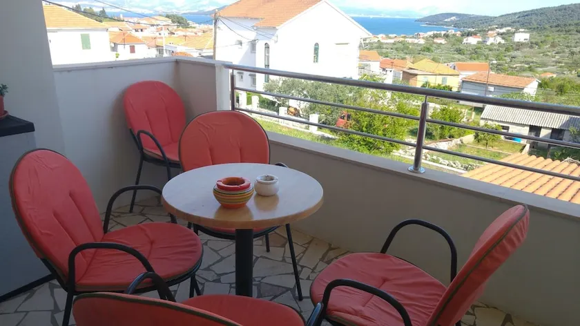 Apartment With 3 Bedrooms in Slatine, With Wonderful sea View, Furnish - Image 1