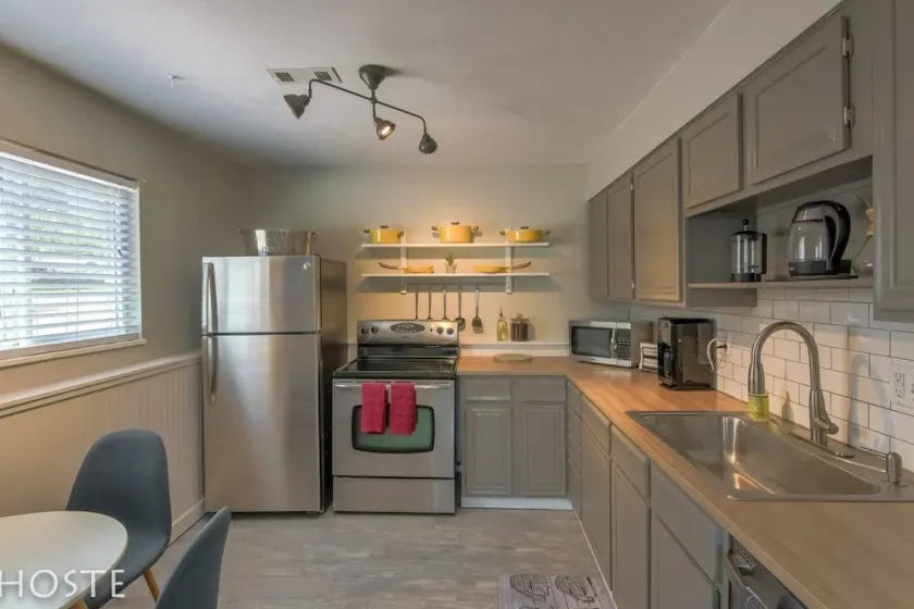 2BR Garden-level Great Outdoors Dog Friendly - Image 1