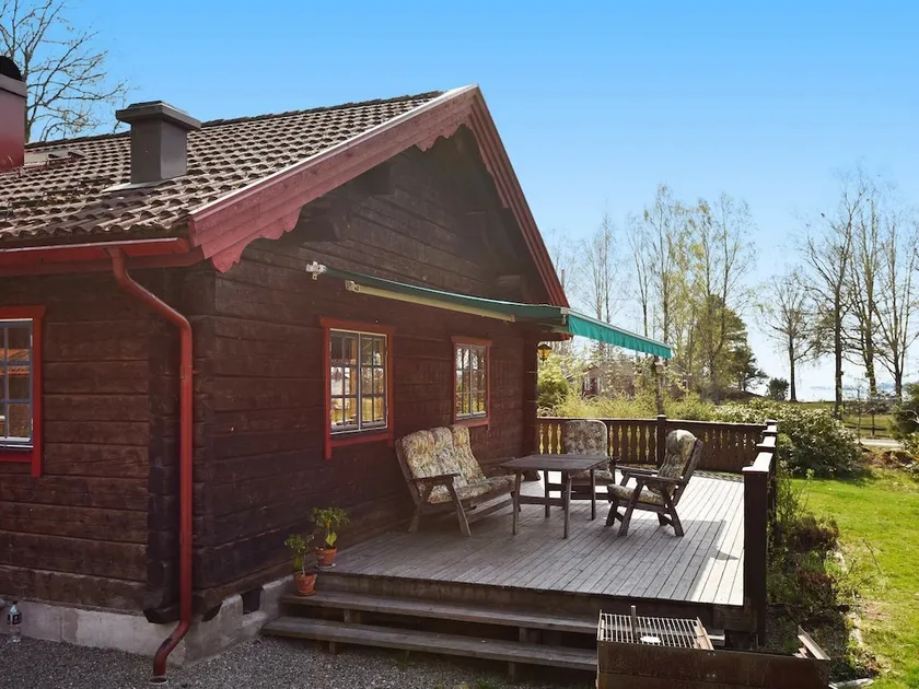 9 Person Holiday Home in Brålanda - Image 1