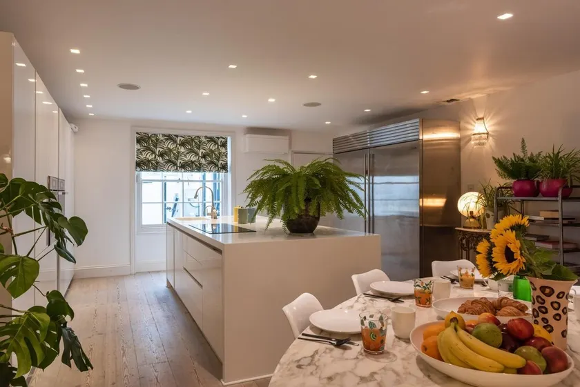 Lavish Townhouse With Garden - Primrose Hill - Image 1