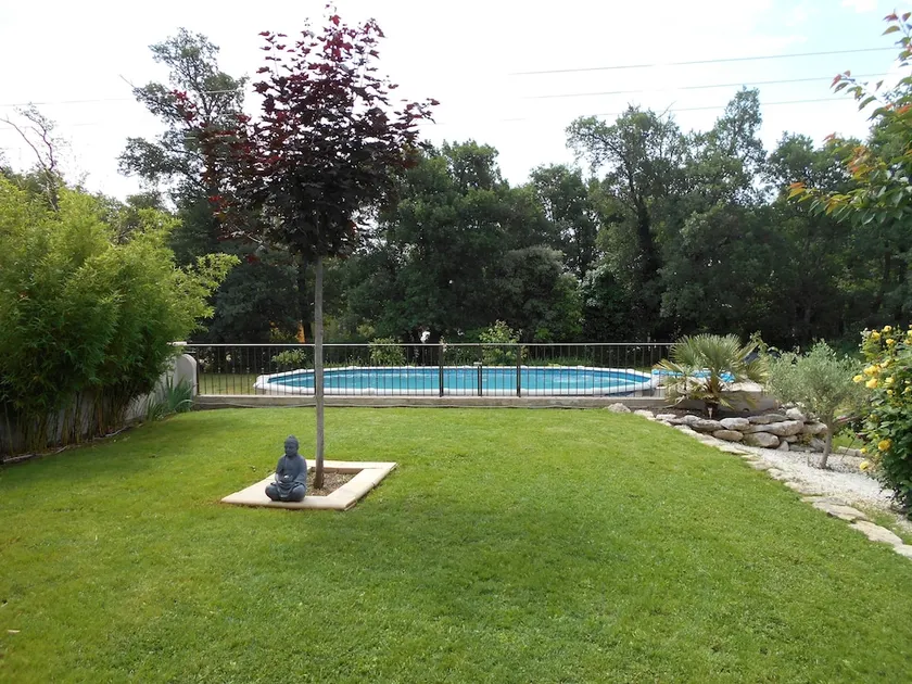 B&B Lulu - Image 1