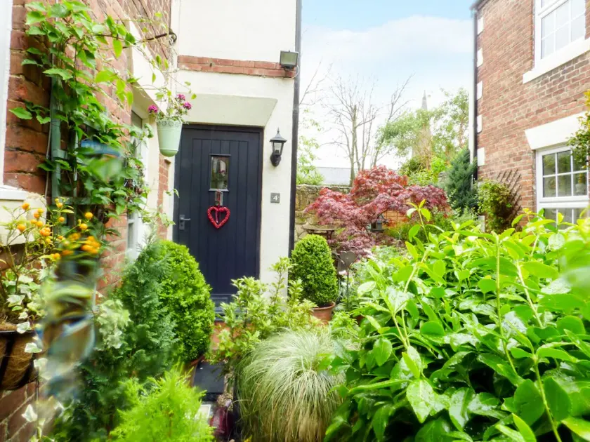 4 Wheatsheaf Yard - Image 1