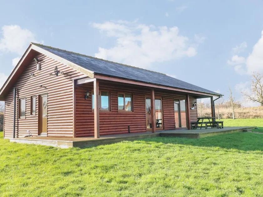 St Andrews Lodge - Image 1