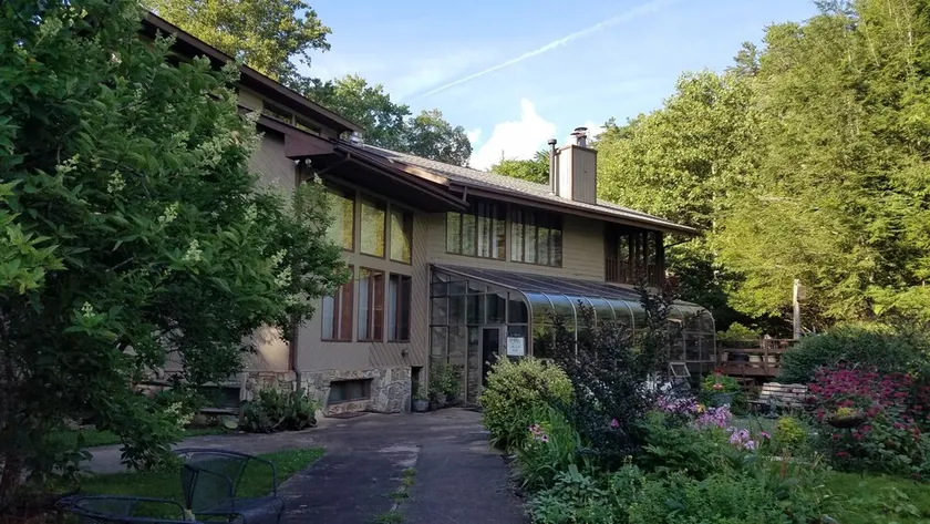 Inn On Mill Creek - Image 1