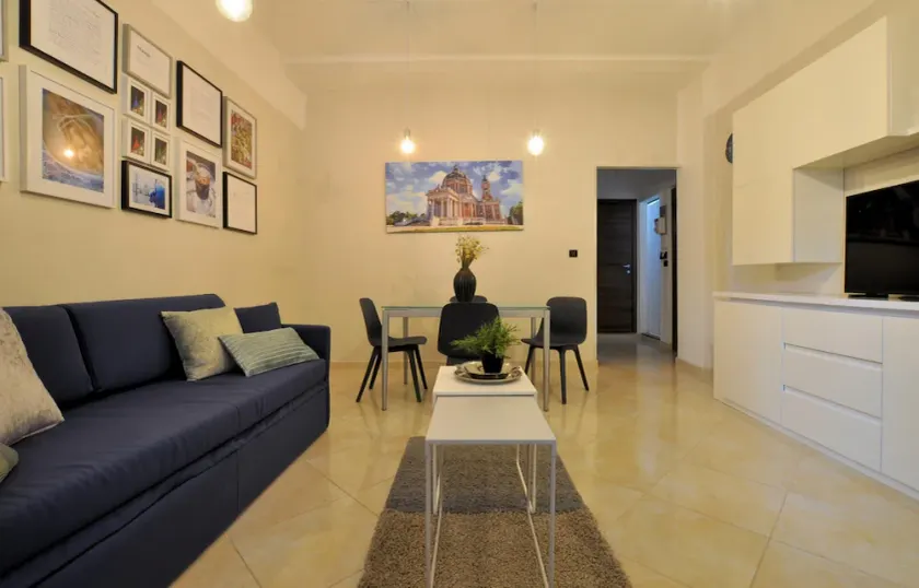 Casa Invorio vicino al Parco della Pellerina by Wonderful Italy - Image 1