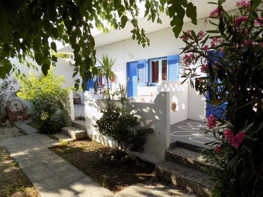 Skyros Junior Studios - Image 1