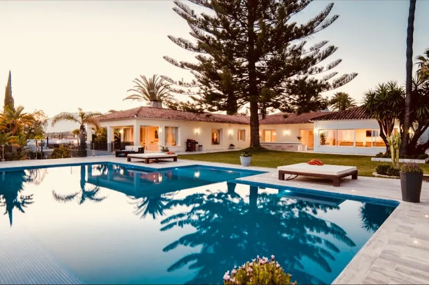 Villa With 8 Bedrooms in Marbella, With Wonderful sea View, Private Po - Image 1