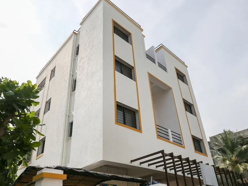 Aero Studio by OYO Rooms - Image 1