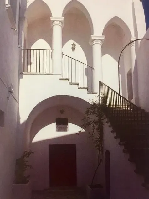 Borgo Petella, Palazzo Capozza - Image 1