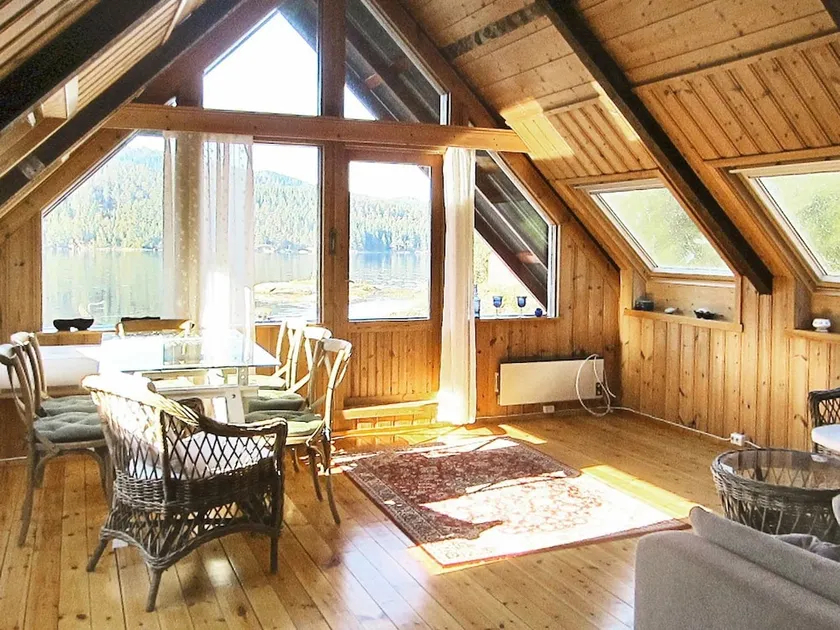 5 Person Holiday Home in Lonevag - Image 1
