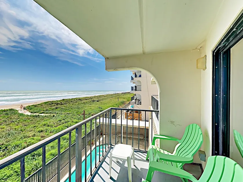 2br Oceanfront  W/ Balcony 2 Bedroom Condo - Image 1