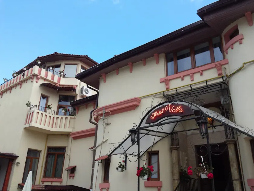 Voila Hotel - Image 1