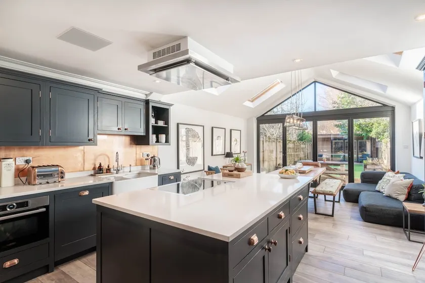 Luxe Modern Townhouse - Image 1