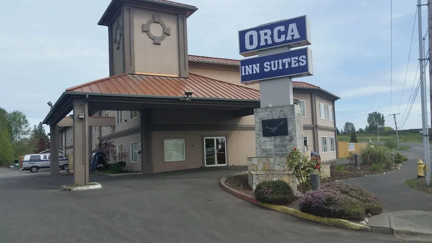 Orca Inn Suites - Image 1