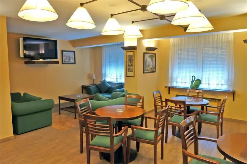 Hotel Bellpi - Image 1
