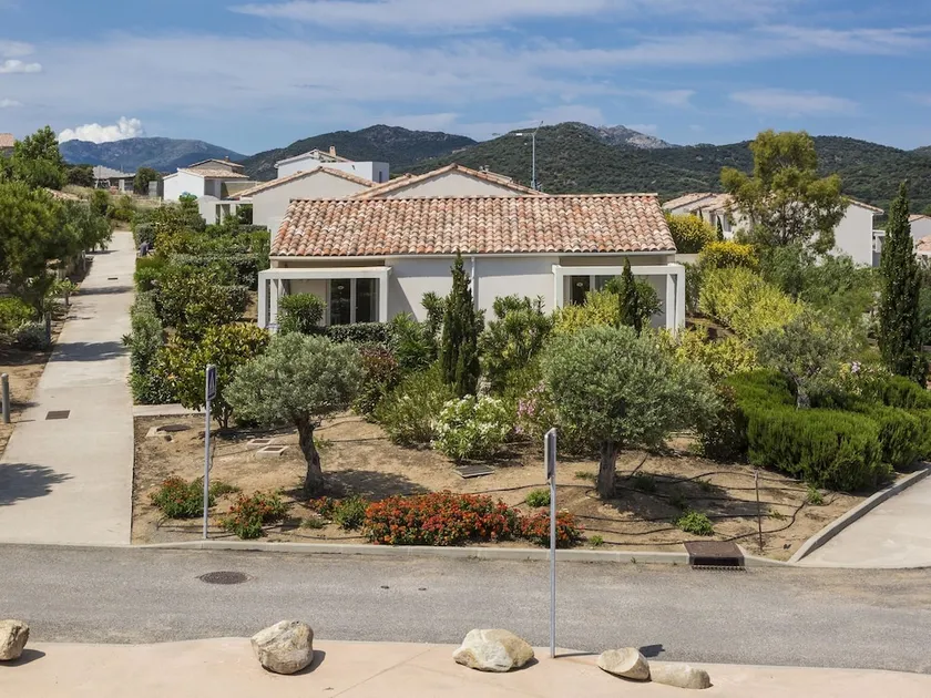 Sea-View holiday home in Northern Corsica - Image 1