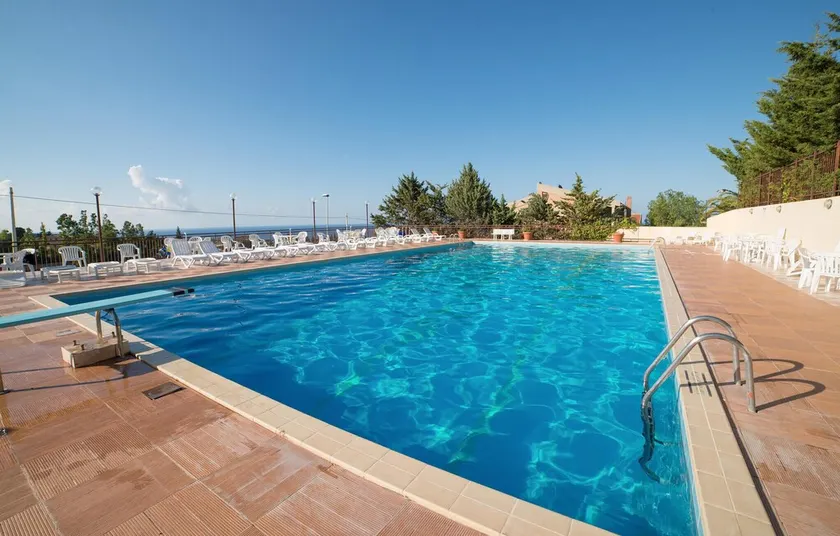 Stunning Home in Trabia With 3 Bedrooms, Wifi and Outdoor Swimming Pool - Image 1