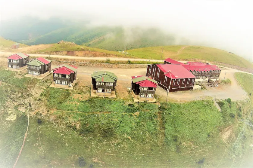 Zigana Gumuskayak Yaylakent Hotel & Bunglow - Image 1