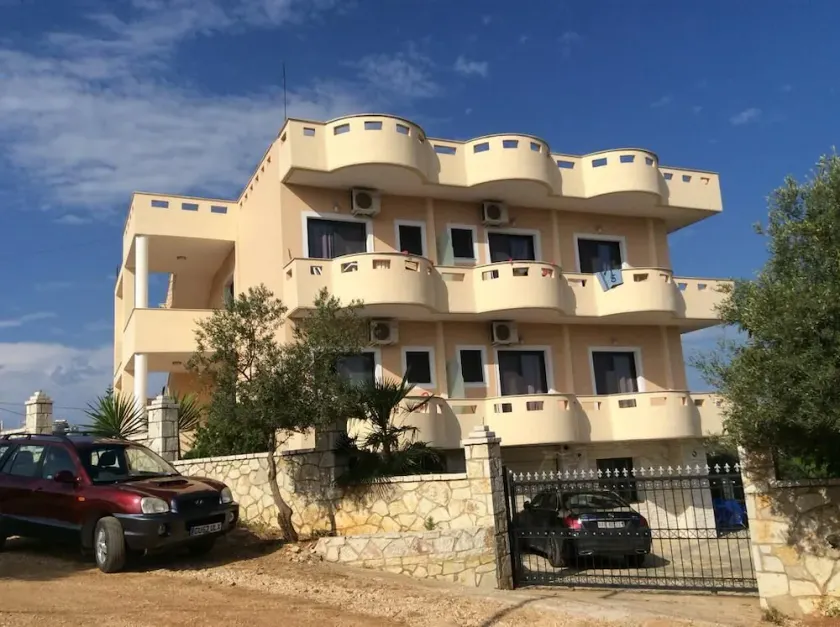 Besimi Apartments - Image 1