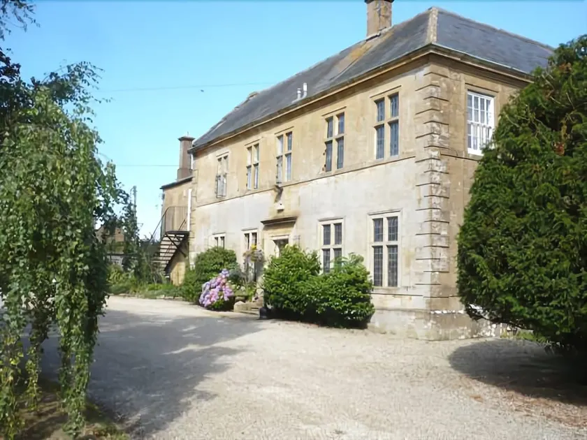 Ash House Country Hotel - Image 1
