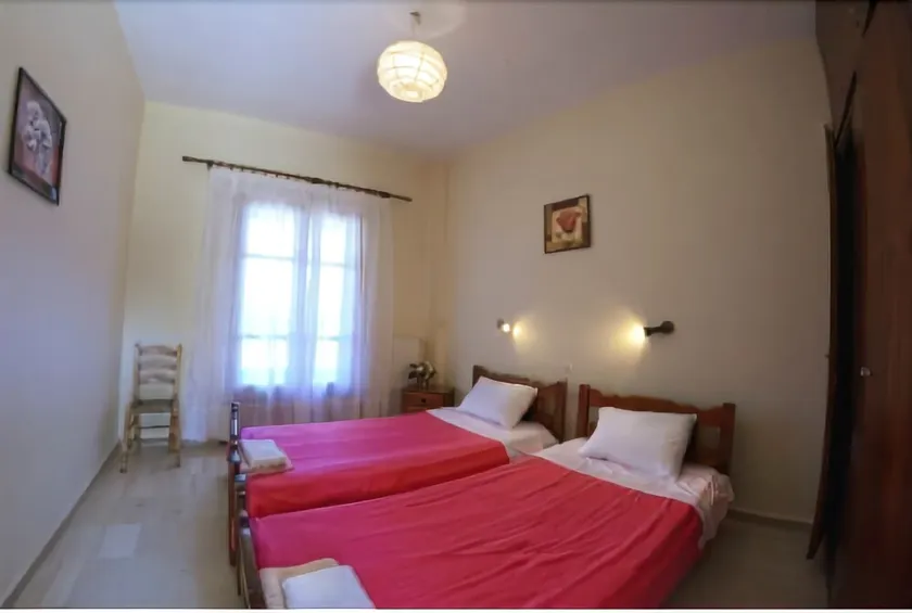 Romantic Studios - Image 1