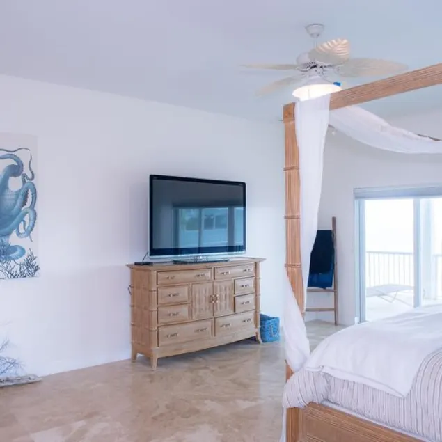 Sea Oats Beach by Florida Keys Luxury Rentals - Image 1