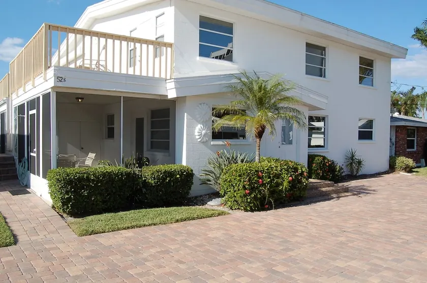 Aloha Kai - Unit 52s- Updated 3 Bedroom & Close to the Beach! Townhouse - Image 1